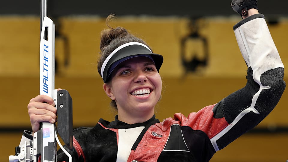 Chiara Leone of Switzerland celebrates winning gold