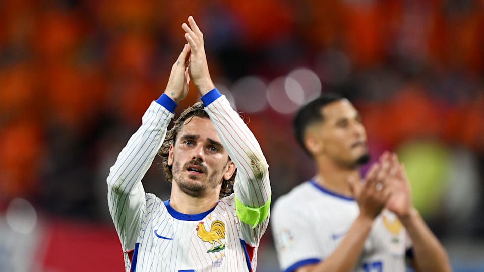 Il vincitore francese della Coppa del Mondo Antoine Griezmann lascia il calcio internazionale