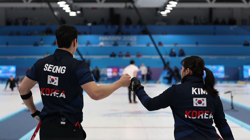Korea mixed double team at 2025 AWG