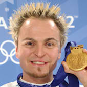 Australian Olympic Champion Steven Bradbury Honoured With Bravery Award