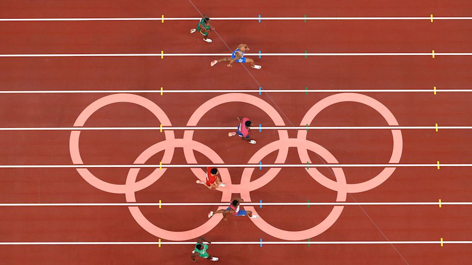 Jeux olympiques de Paris 2024 illustration silhouette d'athlète