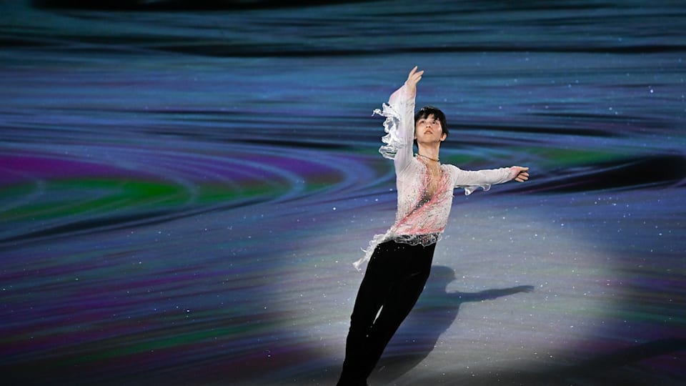 From a Gift to a starry night, Hanyu Yuzuru continues professional