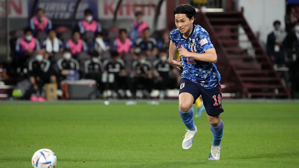 日本代表 南野拓実 26W杯予選 ユニフォーム 正規品 モナコ リバプール 南野拓実の所属チーム、新ユニフォームの色は「日本代表の青」に