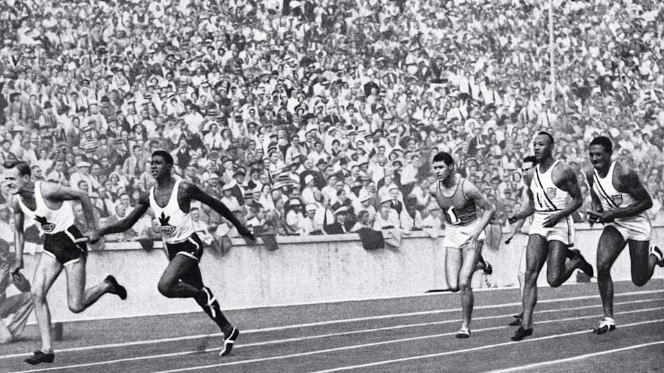 Photo D'archive J.O. Berlin 1936 - Jesse Owens 100m - Format 34,5 X 25,7 Cm