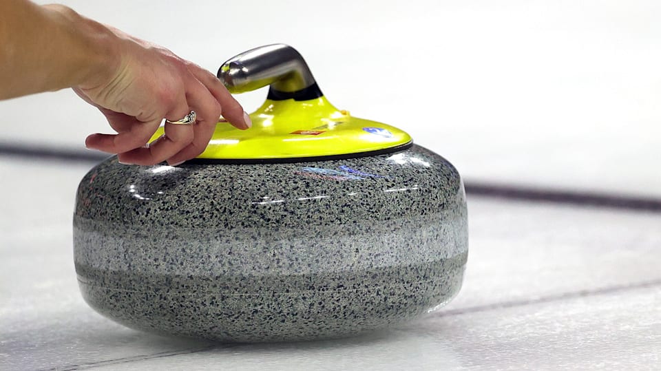 Curling Stone Top Curler Sliding Curling Stone Retro Curling