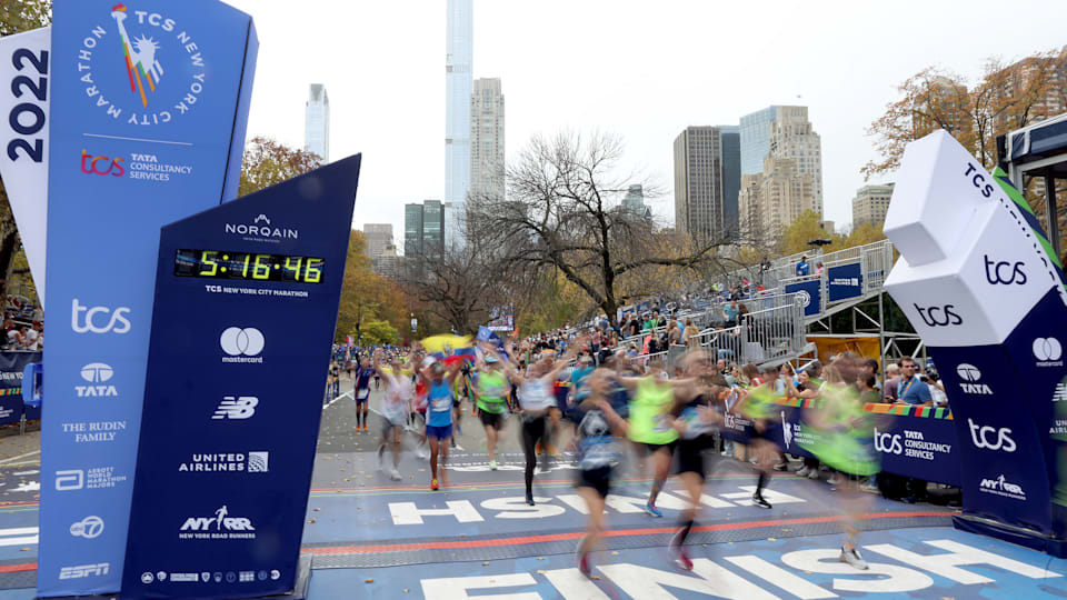 NYC Marathon ニューヨークシティマラソンジャケット NEW New Balance TCS New York City Marathon 2023 NYCM MENS