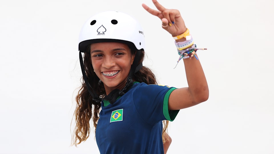 Vogue Brasil 2021 HStern Rayssa Leal - メルカリ