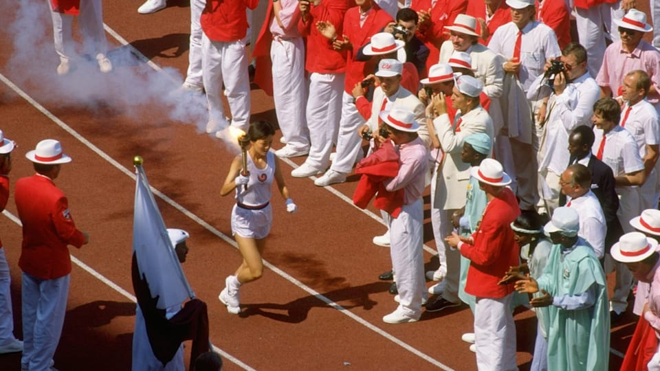 Seoul_1988_torch_hero