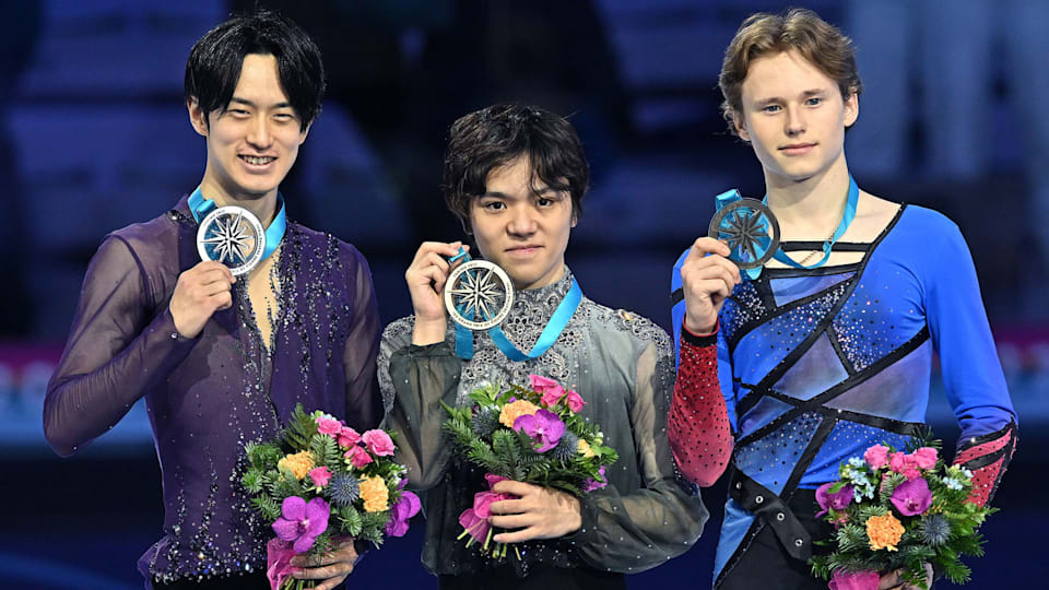 宇野昌磨が初優勝…2位に山本草太【フィギュアスケート】GPファイナル第3日