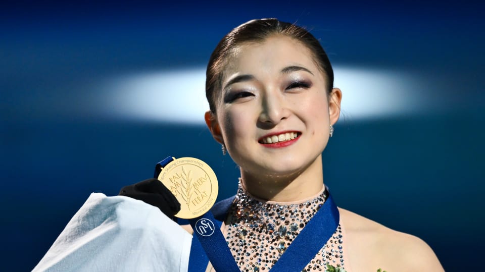 Kaori Sakamoto Kaori on her third straight world figure skating title