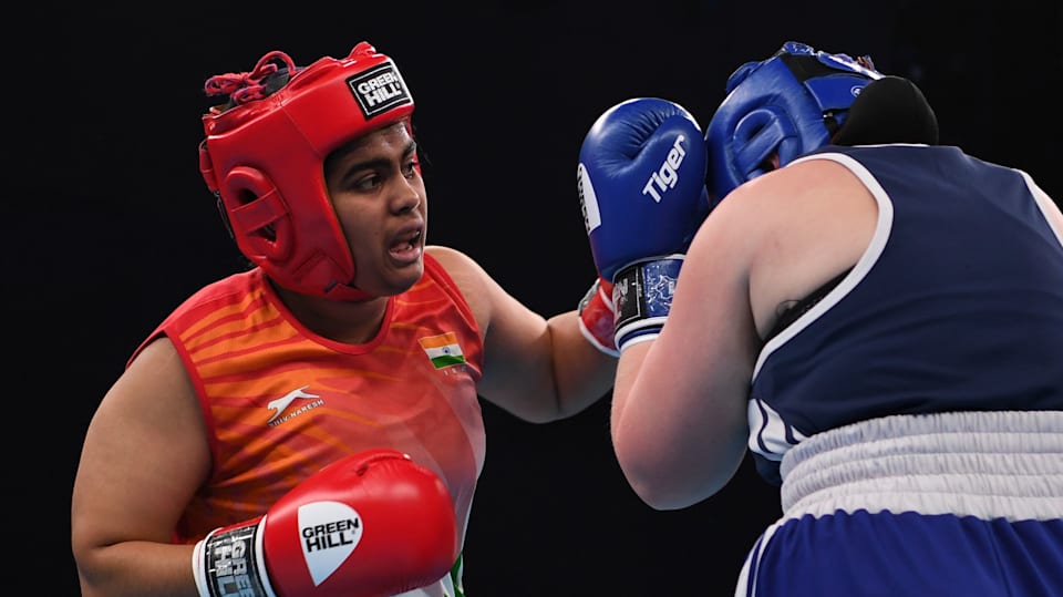 Elorda cup Boxing : गौरव चौहान सेमीफाइनल में, शिव थापा हुए बाहर

Elorda cup Boxing Indian boxer Gaurav Chauhan entered the semi-finals of the men's 92 kg category with a hard-fought 3-2 win over Kazakhstan's Daniil Saparbay on the second day of the Elorda Cup 2024 here on Tuesday.
