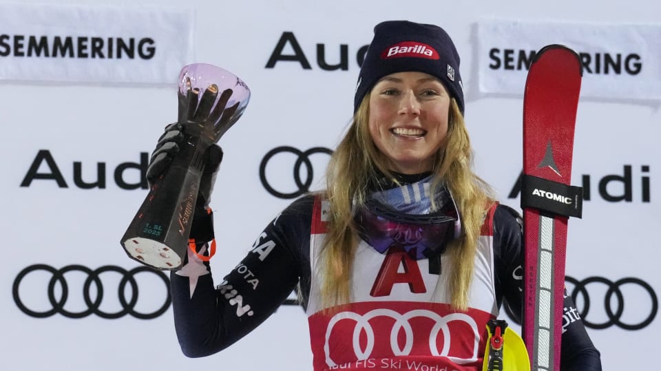 スキー・スノーボードアクセサリー Atomic Count Amid SL mikaela shiffrin Mikaela Shiffrin extends winning slalom streak with 106th World