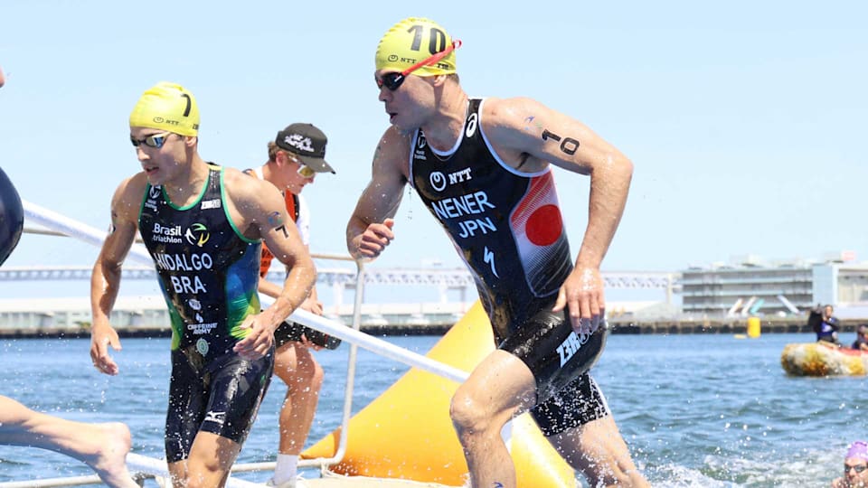 ニナー賢治が7位…メダル圏内に16秒｜ワールドトライアスロンシリーズ