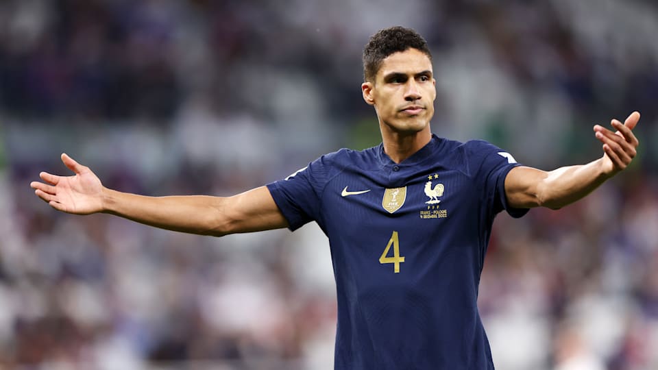 フランス代表　2022W杯　準優勝　プレマッチトップ サッカー】ワールドカップ決勝を控えるフランス代表に体調不良者