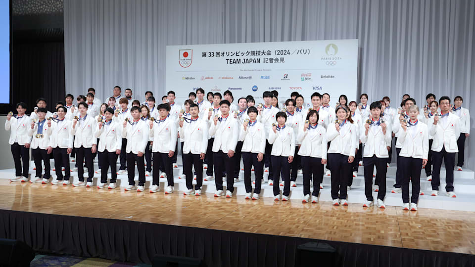 パリ2024日本選手団 解団…旗手の江村美咲「競技を超えて、高め合えた