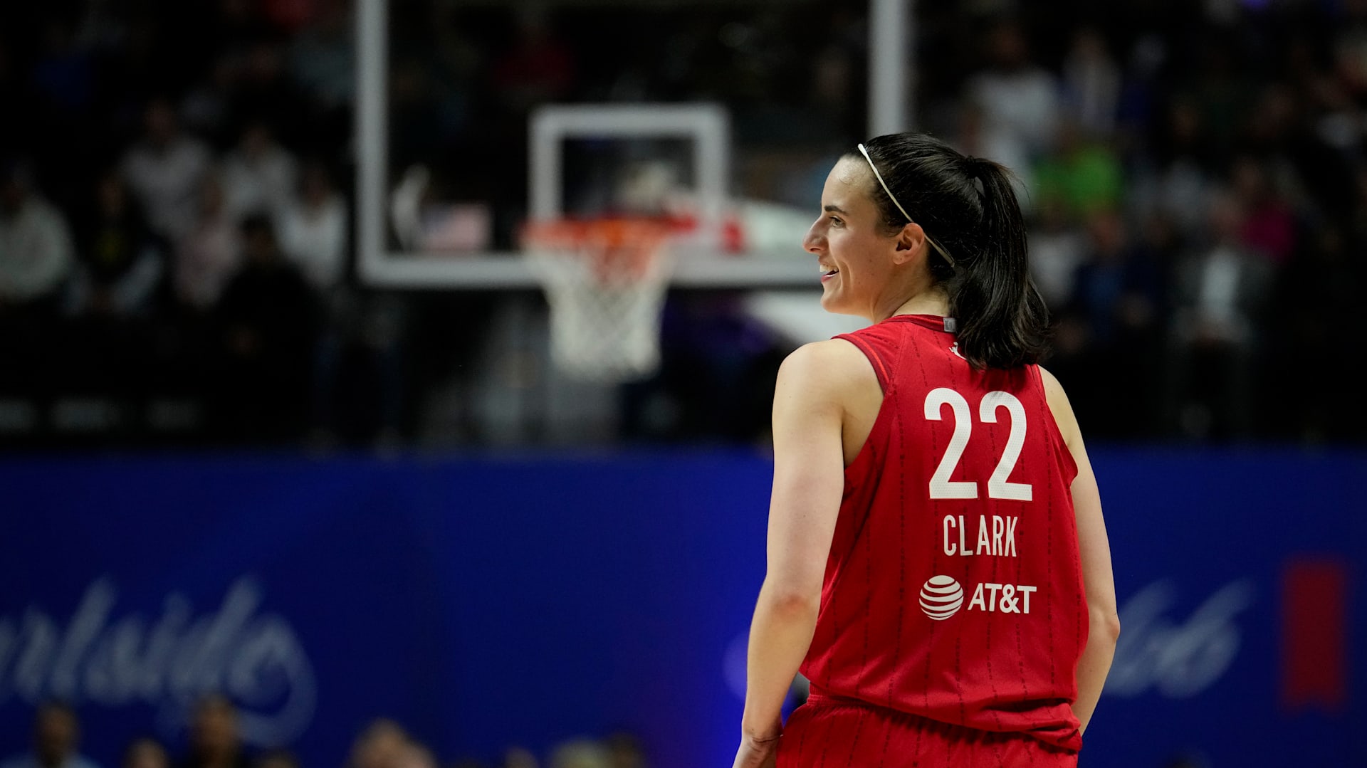 Caitlin Clark đang củng cố phong độ của mình khi mùa giải thứ hai của WNBA đến