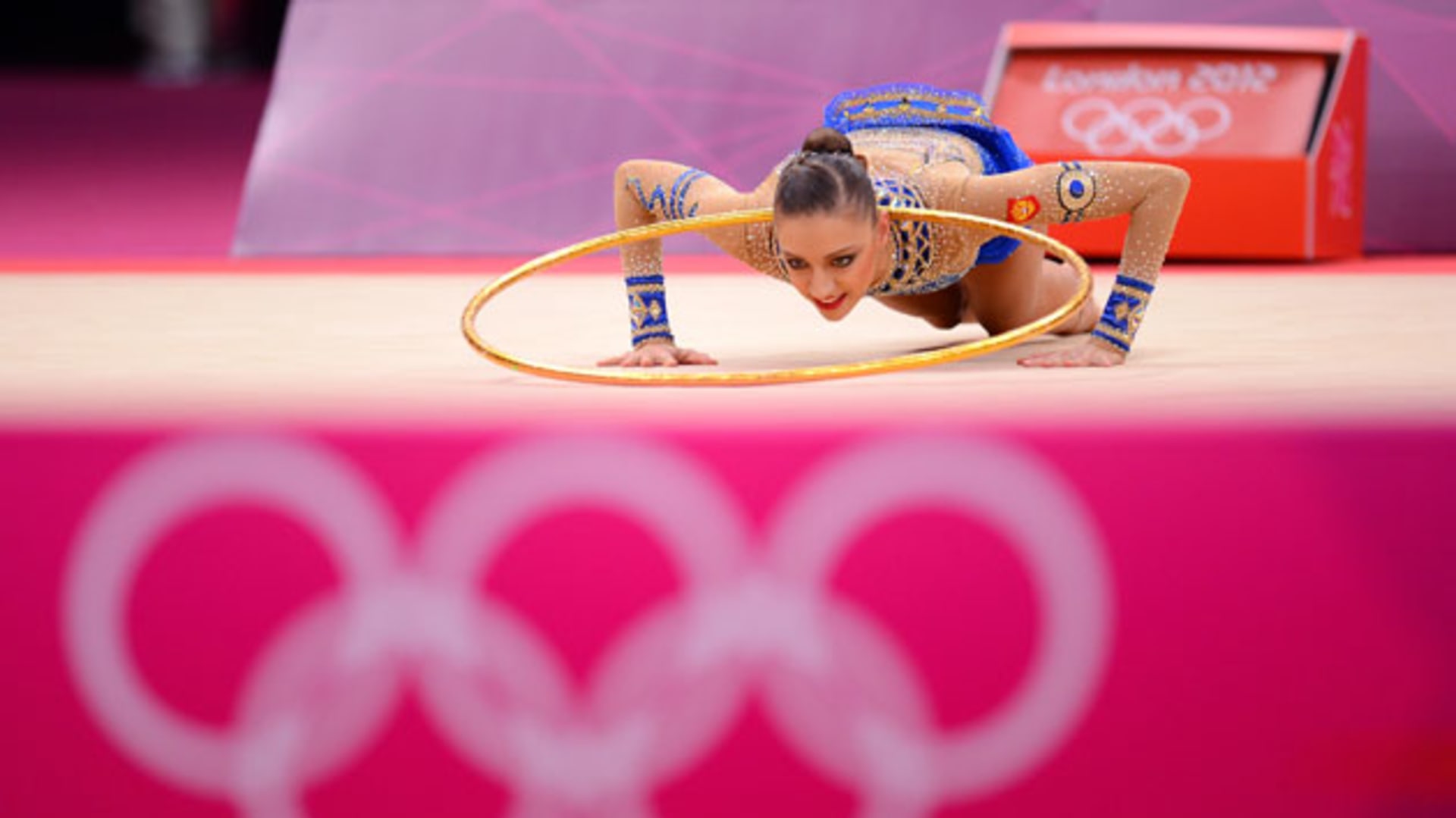 Daria Dmitrieva Ribbon