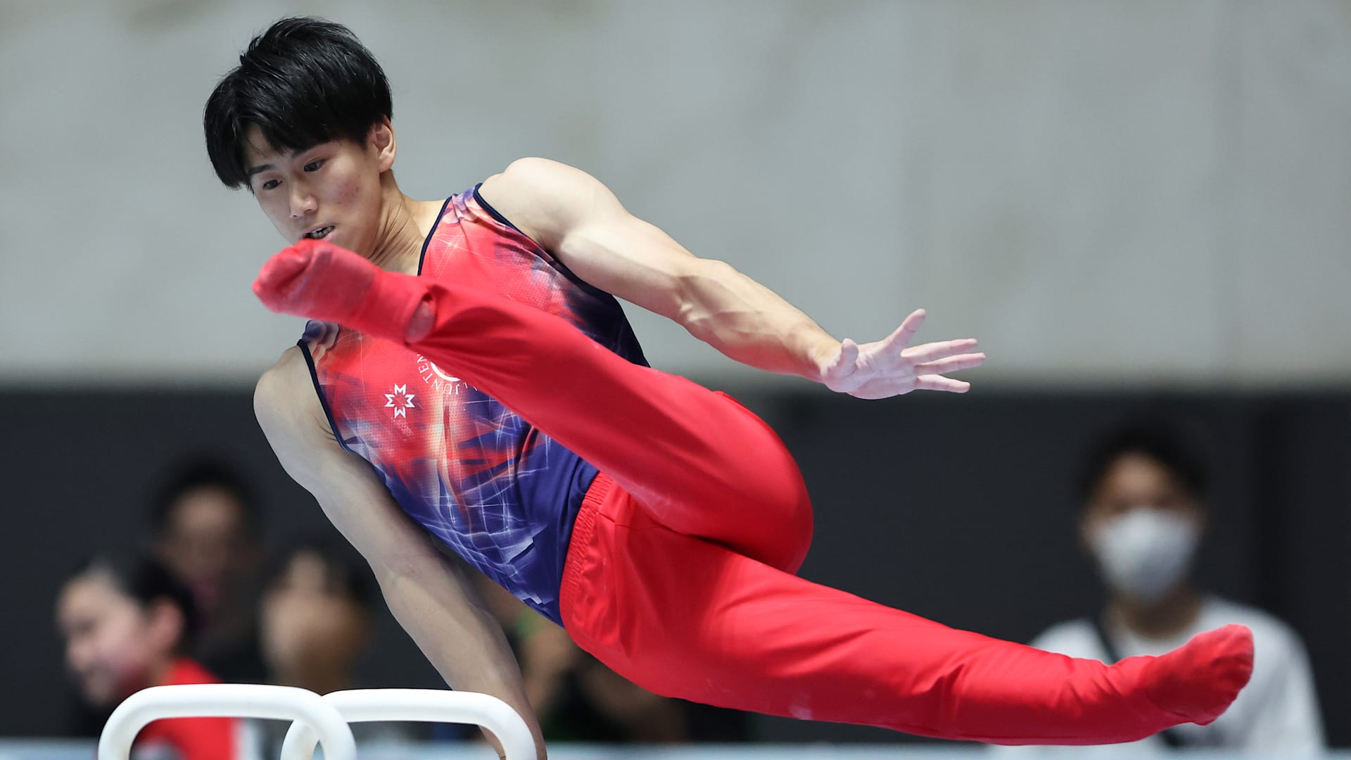 体操ニッポン、男子団体で銀メダル…橋本大輝は予選首位で個人総合決勝