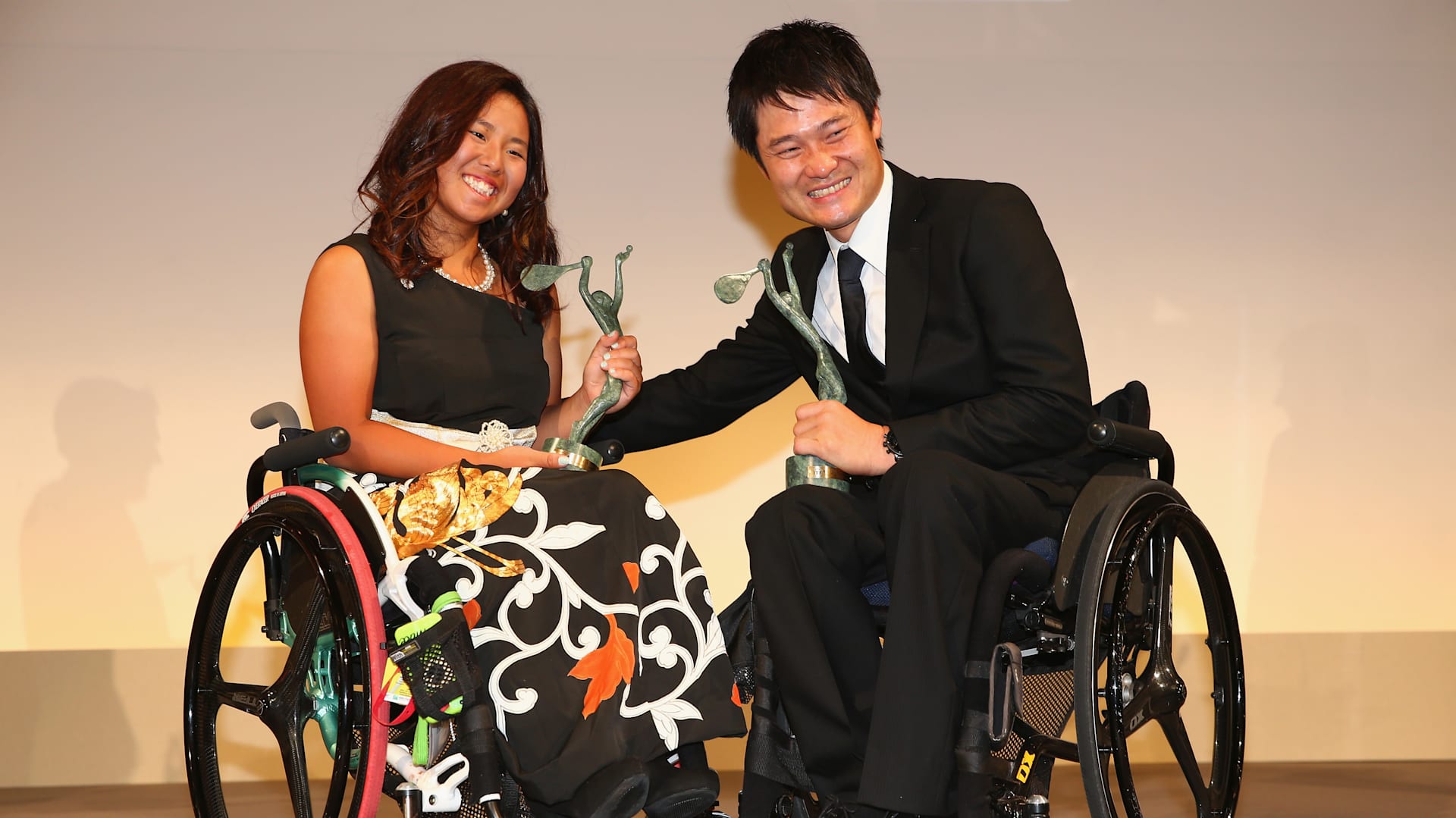 東京2020パラリンピック 車いすテニス メダル 東京2020パラリンピック競技大会記念千円プルーフ銀貨』車いす