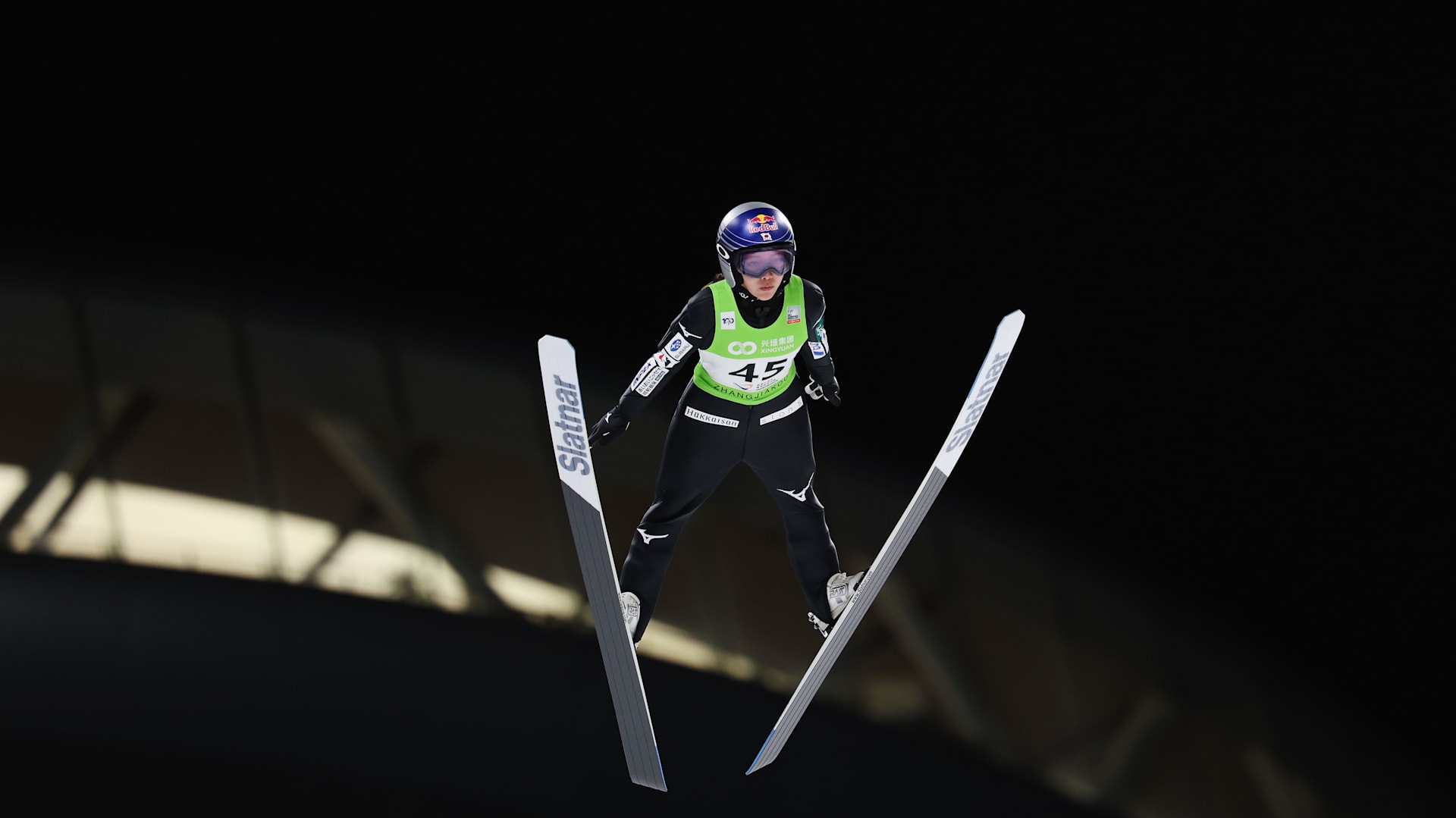 FISワールドカップスキー　World Cup ski ビブ　選手サイン入り FISスキージャンプ・ワールドカップ札幌2025女子丨日程・放送