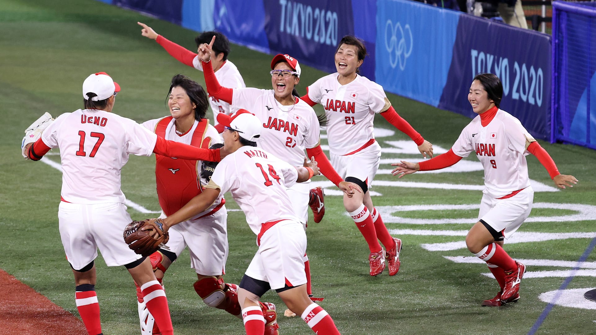 【超貴重/美品】2020東京オリンピックソフトボール ソフトボール：東京2020オリンピックのトップモーメント