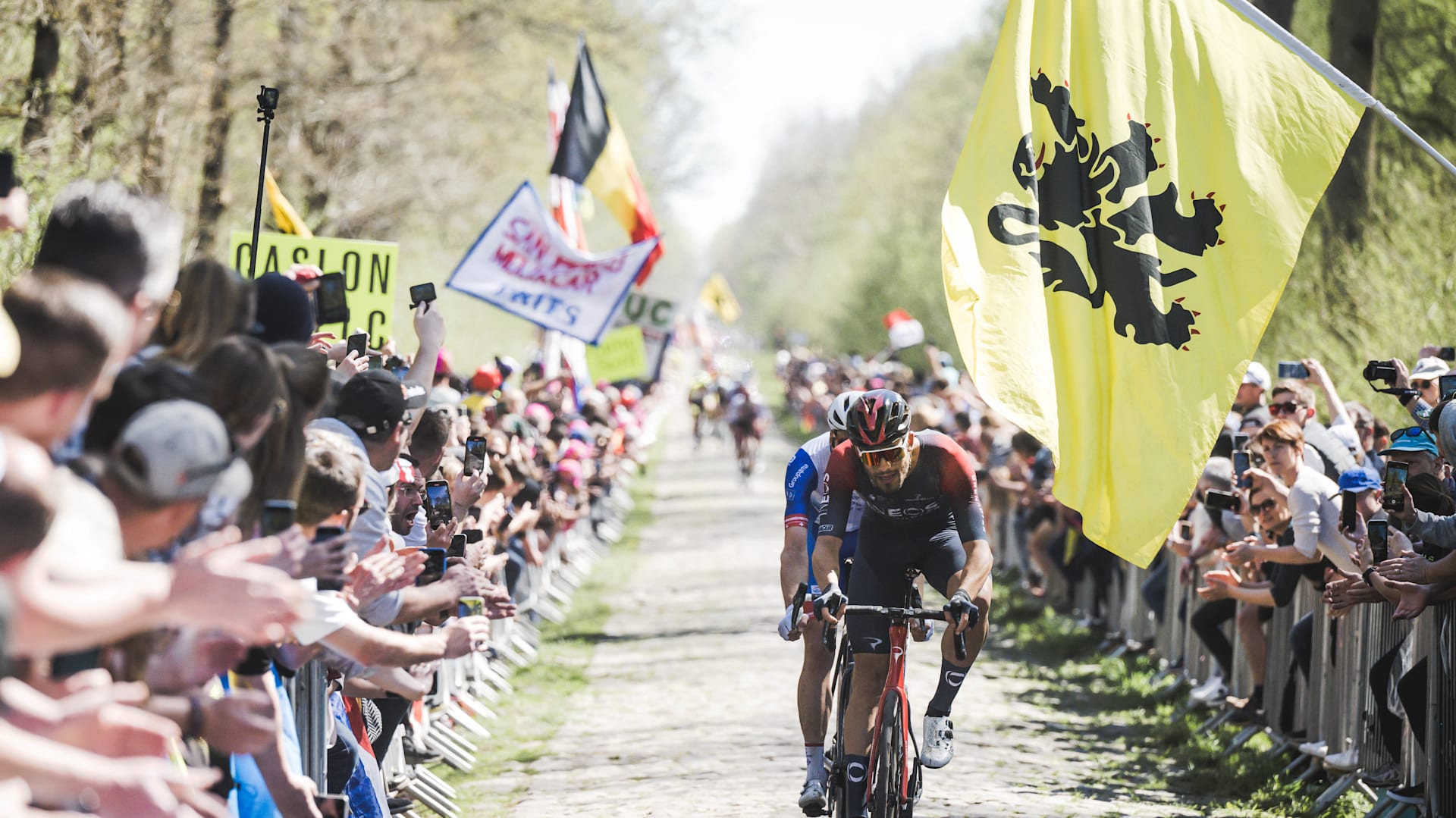 paris roubaix tv coverage