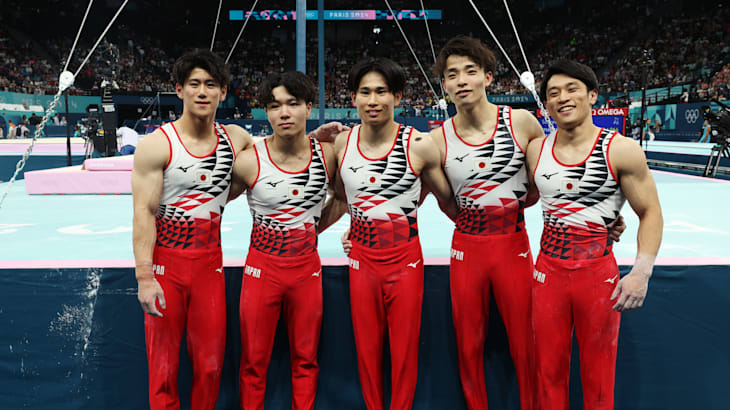 パリ2024体操男子2位で決勝へ！橋本大輝は個人総合で決勝進出、鉄棒は