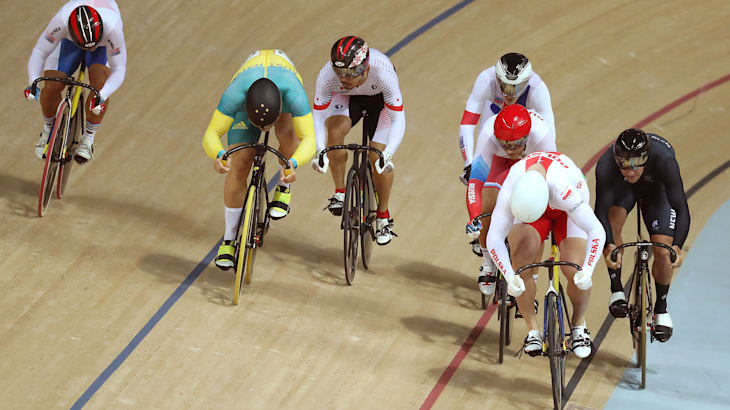 最大時速70km/hを超える自転車トラック競技、個人からチームによる白熱の6種目を解説！