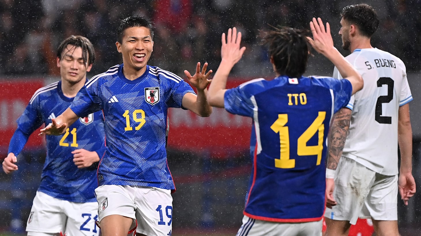 サッカー日本代表の2023年初戦は引き分け…ウルグアイ代表に1-1、西村