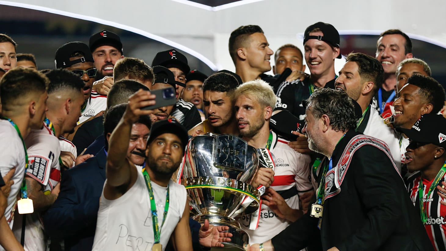 Com eliminação do Flamengo, jejum de títulos dos sul-americanos no Mundial  de Clubes completa 10 edições