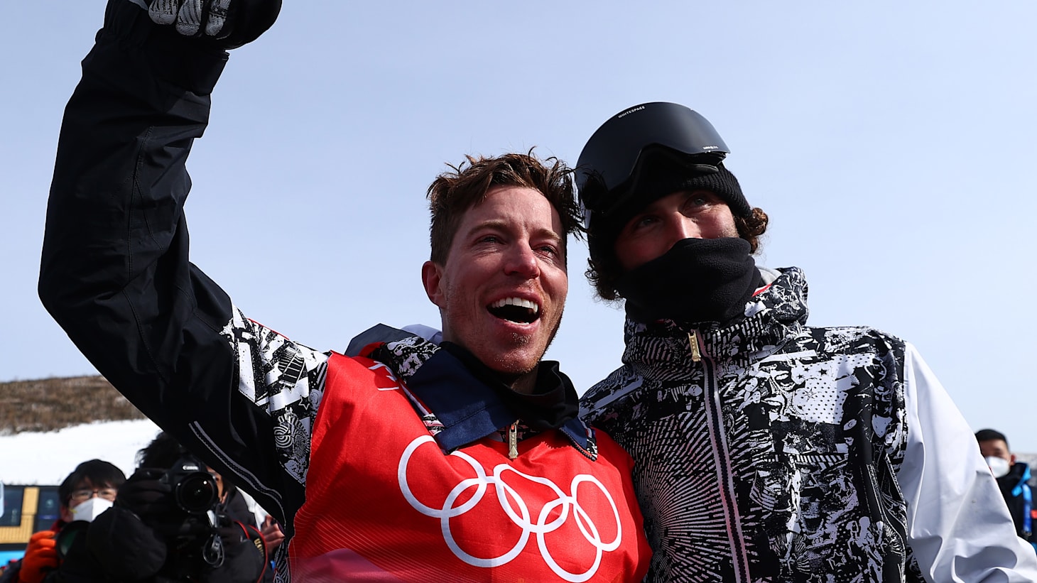 Shaun White rallies to side of physical therapist with cancer