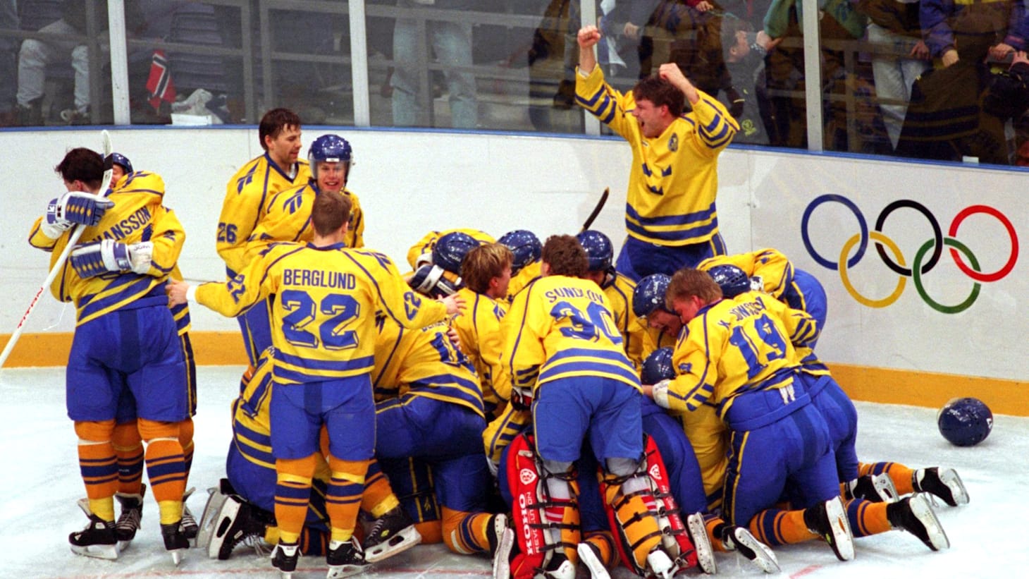 Sweden win historic ice hockey gold