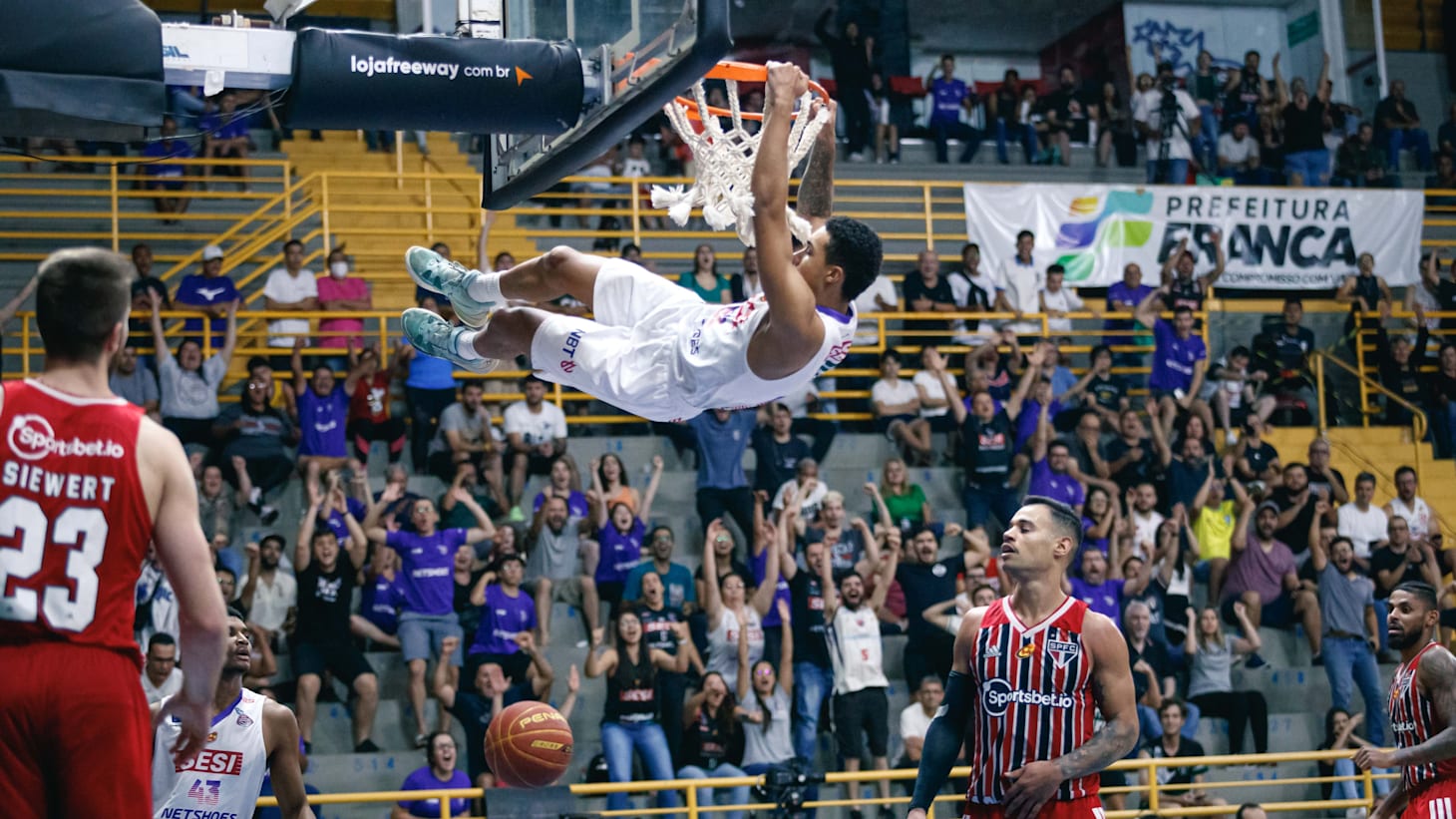 Veja onde assistir jogos de Basquete (04 a 10/12/23)