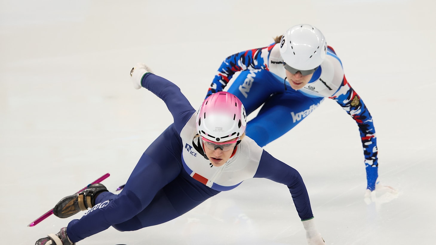 Short track speed skating: GB star Elise Christie raises