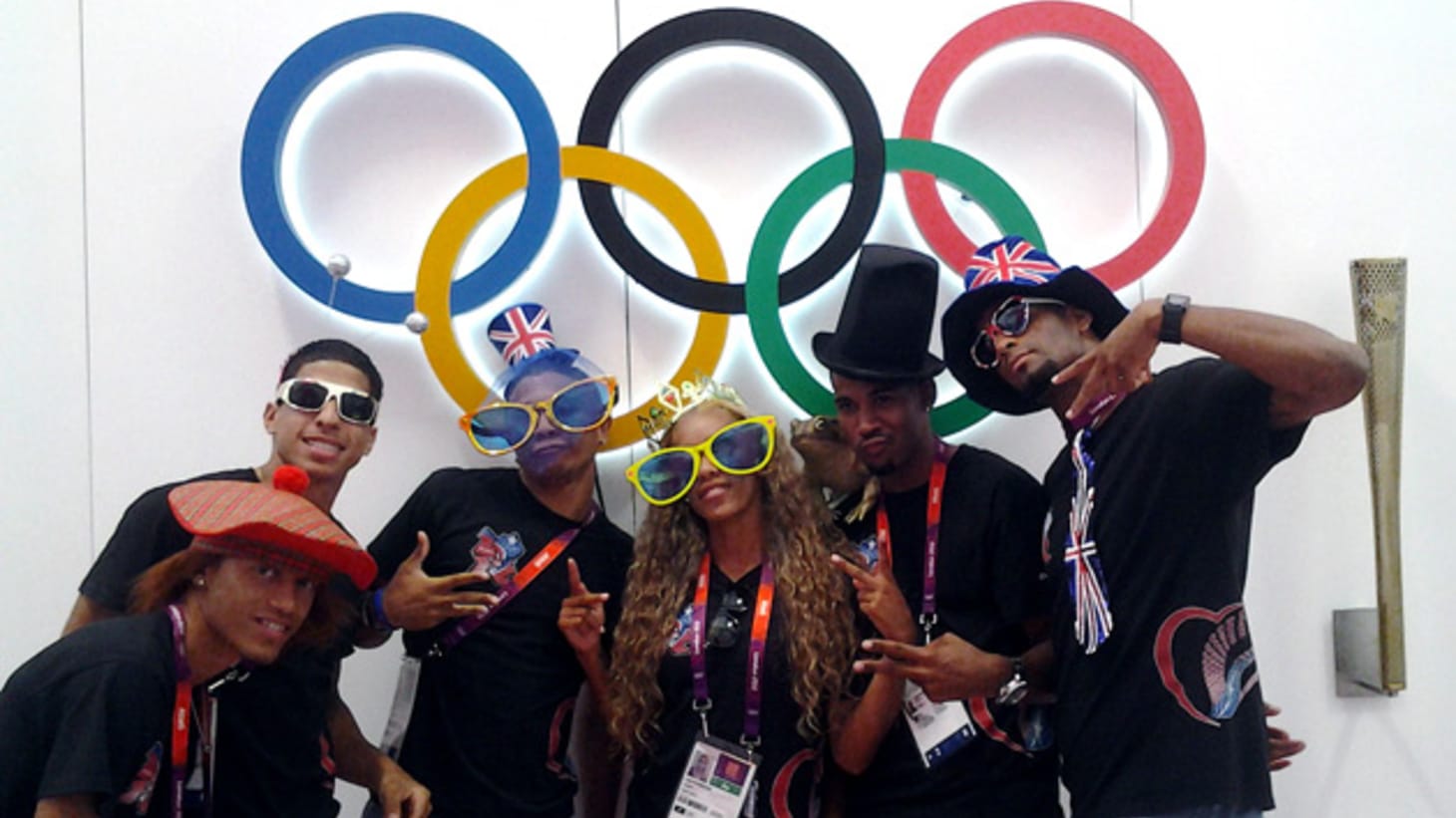 Olympic novelty glasses store