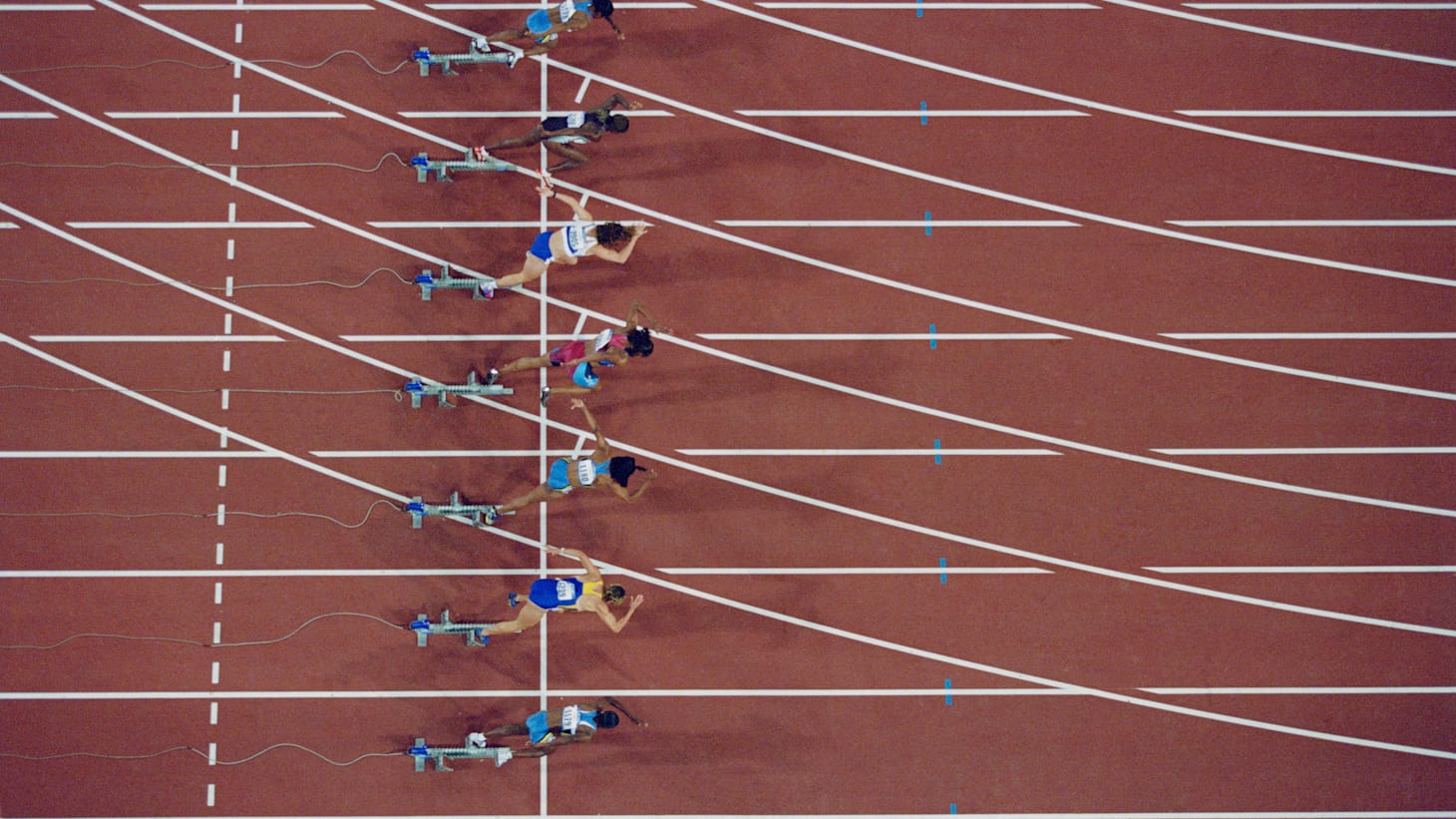 Cuáles son los tipos de carreras en la pista de atletismo?