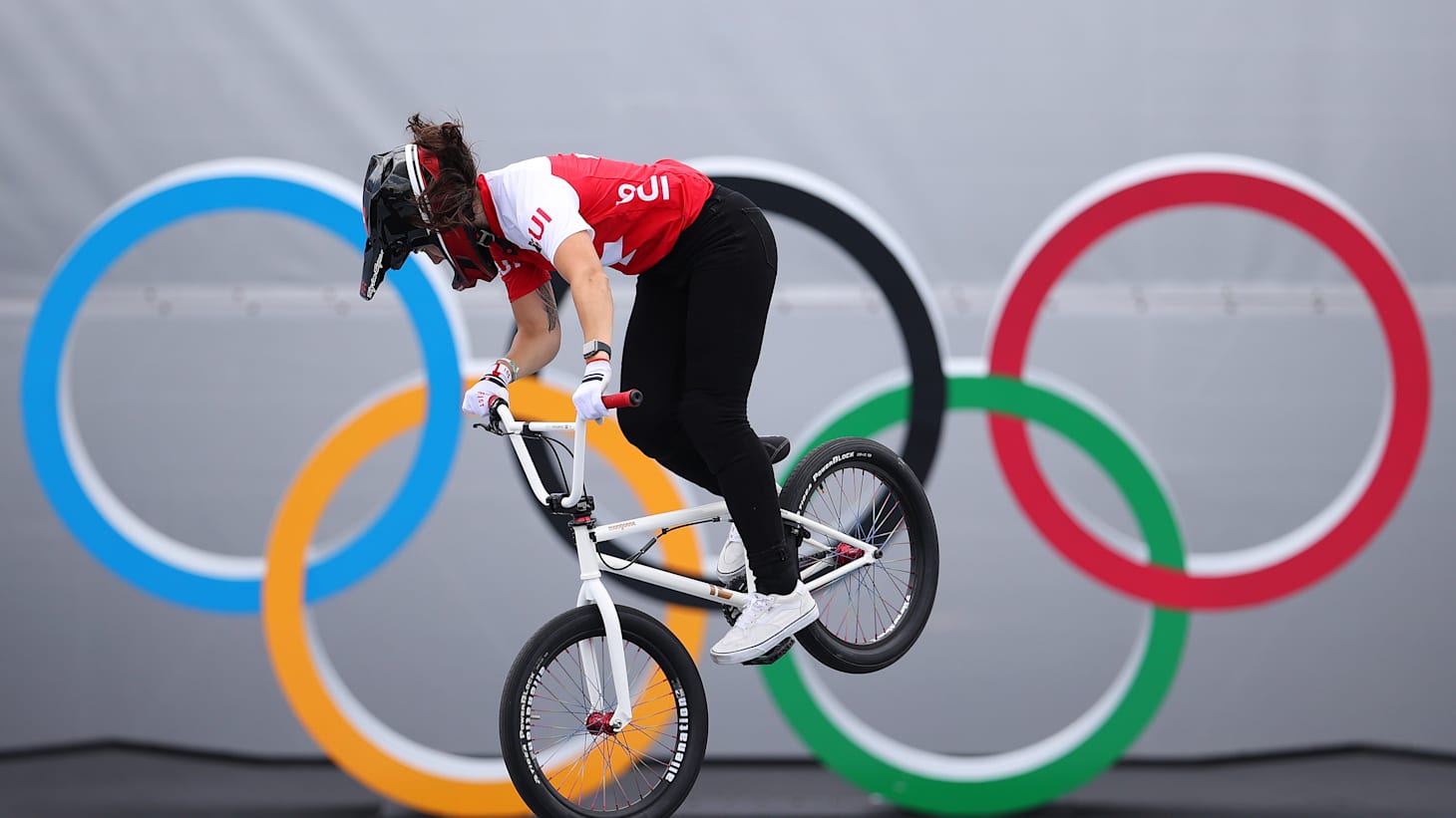 Who are the Tokyo 2020 Olympics BMX freestyle women's finalists?