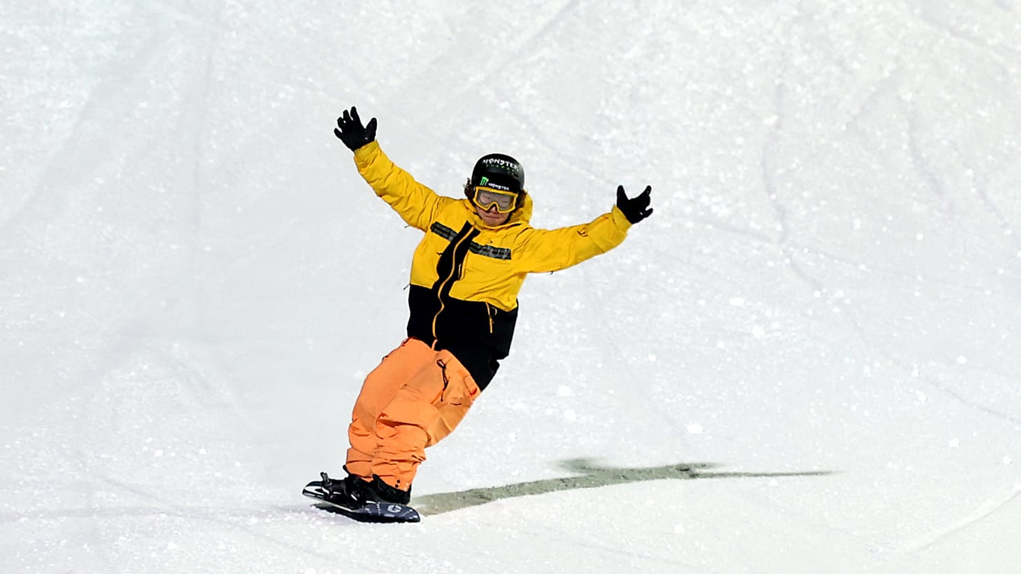 スノーボード　ひひあ様 ふかふかマットへ飛び放題、日本勢好調のスノボを支える「虎の穴