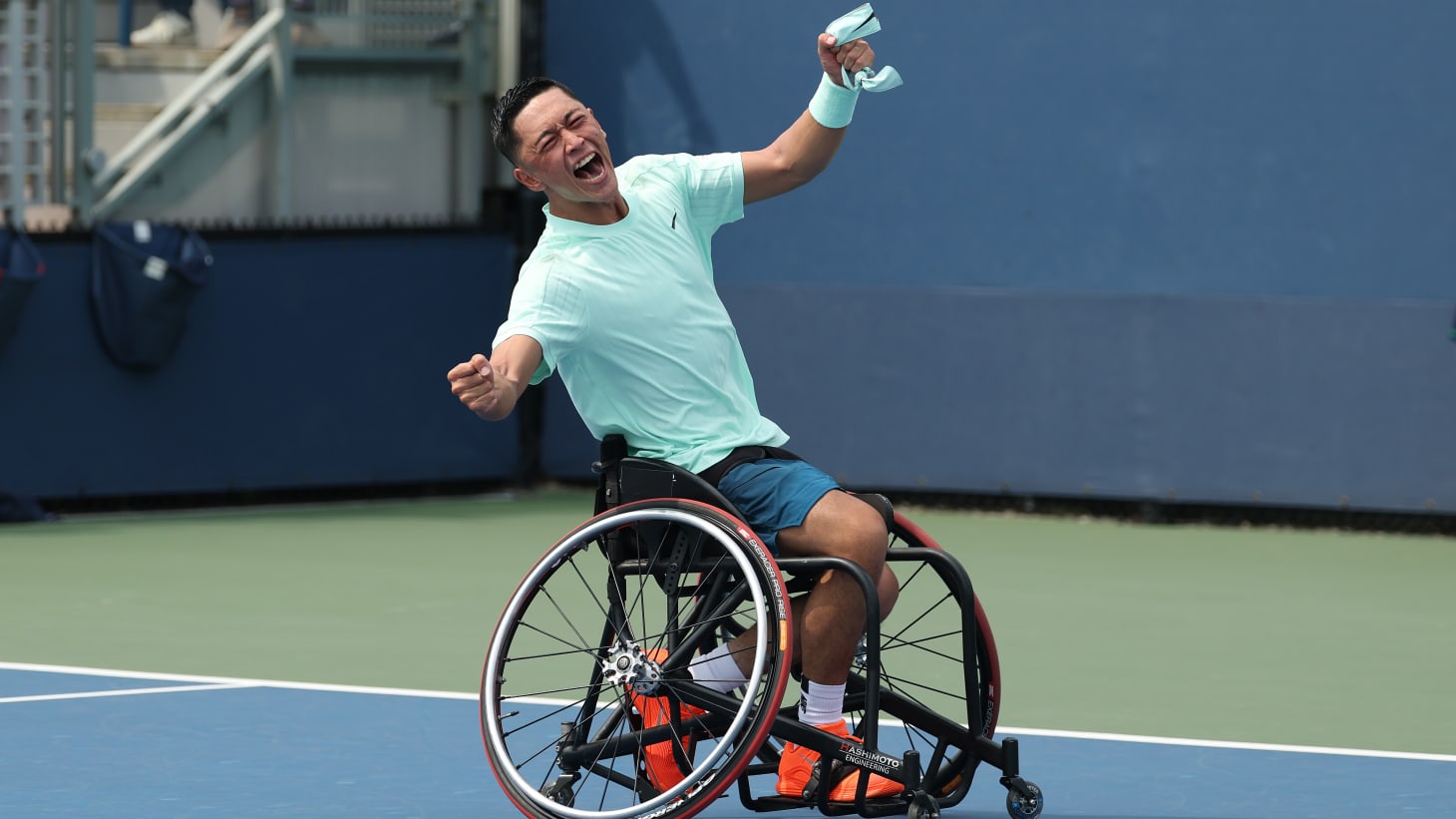 【US:Mサイズ】小田凱人選手　2023全仏オープン着用モデル US:Mサイズ】小田凱人選手 2023全仏オープン着用モデル - メルカリ