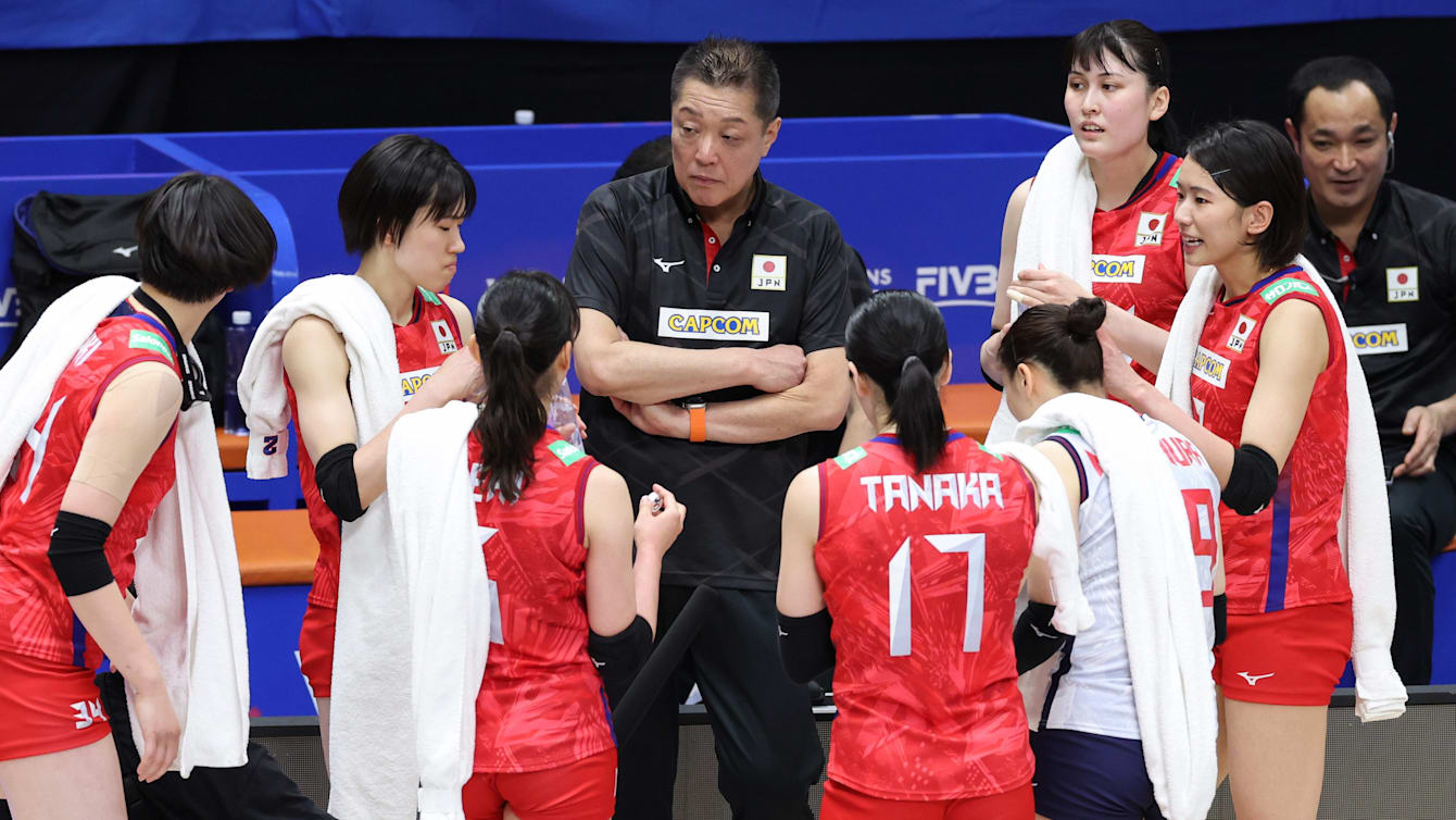 人気ショップ CEVサインボール VNL2023女子バレー by バレーボール