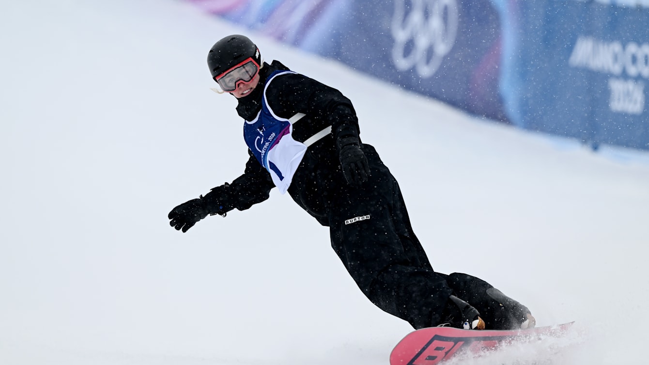 Winter Olympics 2026: Zoi Sadowski-Synnott and Murase Kokomo lock