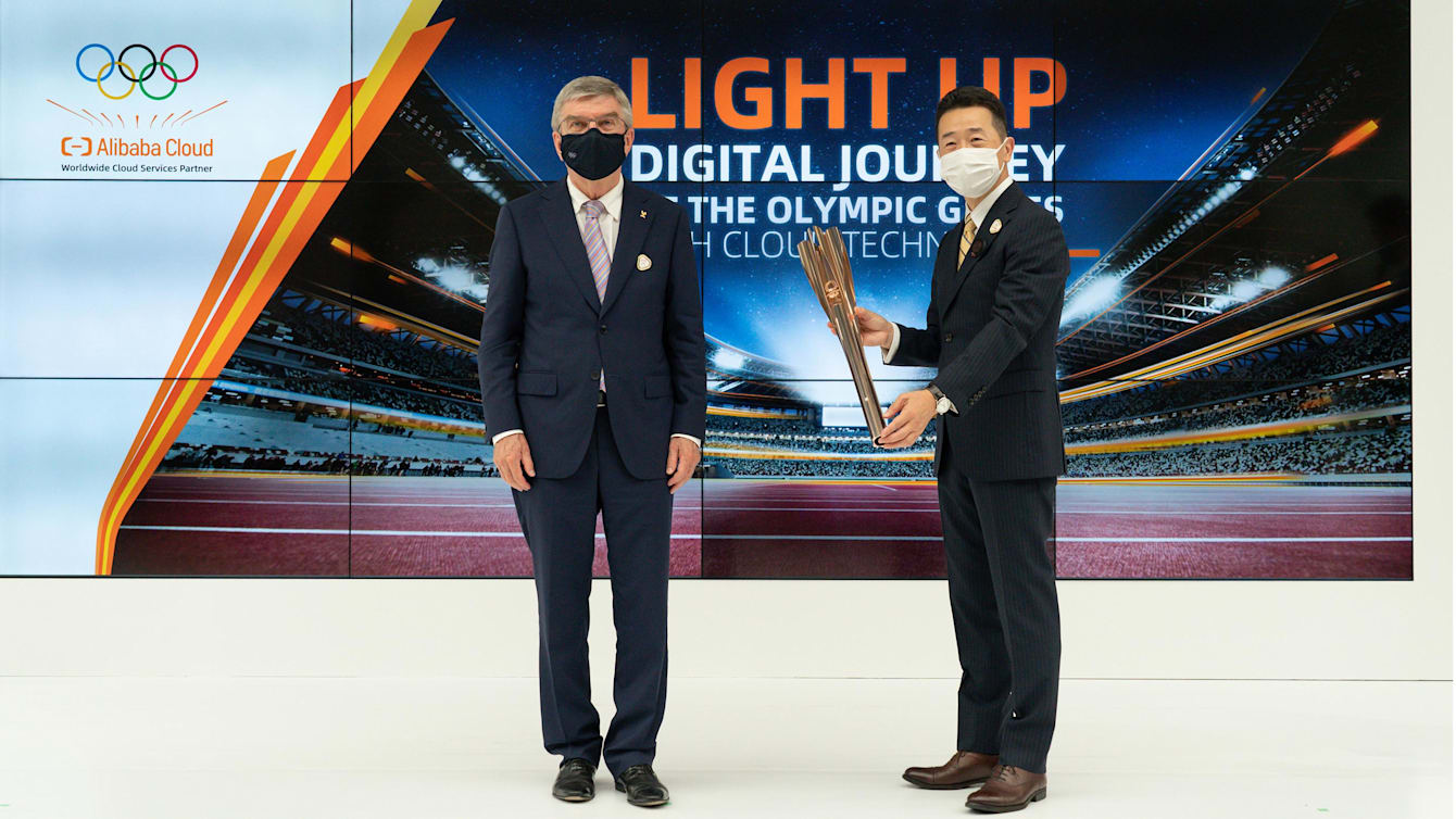 東京olympic 2020 Alibaba 人形5pcs Alibaba Announces Creative Collaboration with Narita Airport to