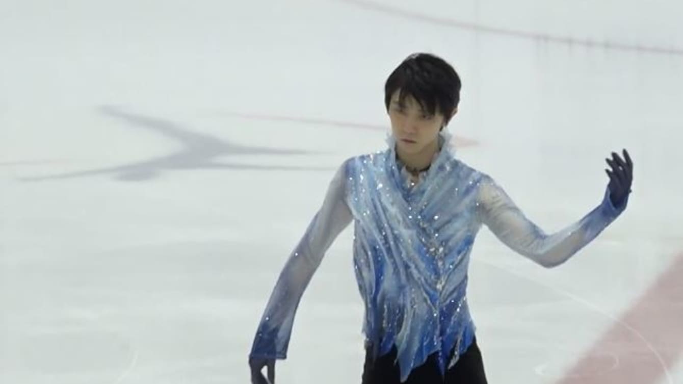 動画】男子SP、前回覇者の羽生結弦は首位発進｜フィギュア・オータム 