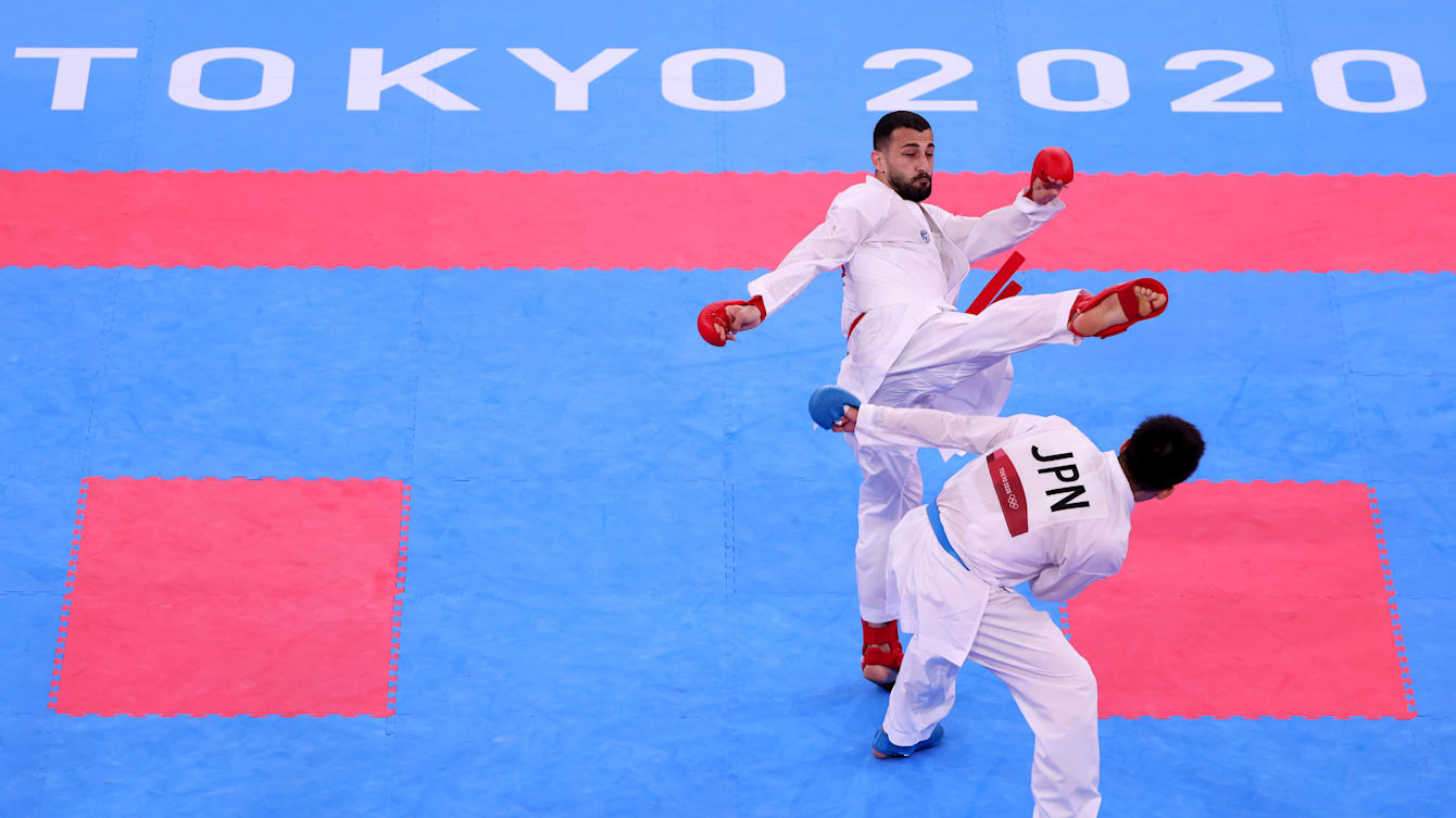 Karaté Gi kumité Onyx Zéro Gravity pour compétitions WKF