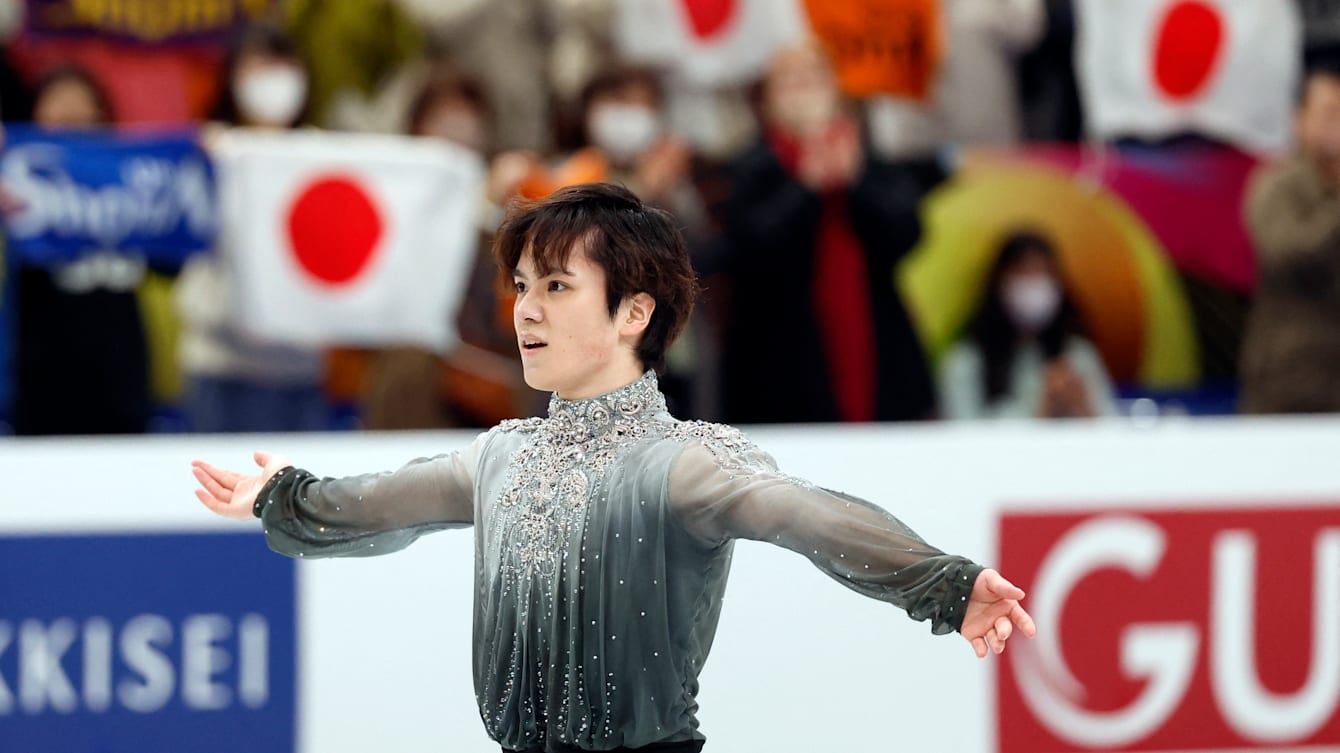 紅安南花文盃 ベトナム 15～16世紀 紅安南花文盃 第11回京都洋蘭会らん展展示花-2