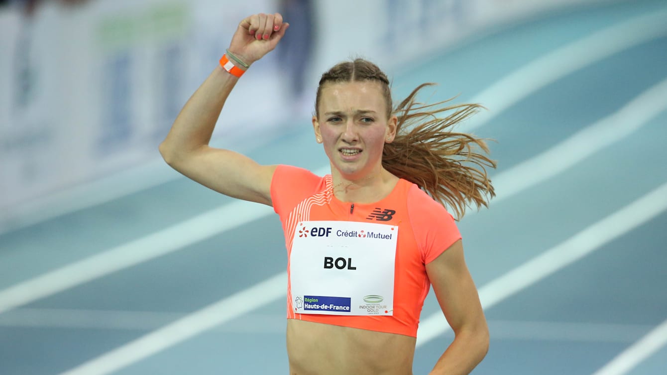 Femke Bol breaks 400m indoor world record at Dutch nationals