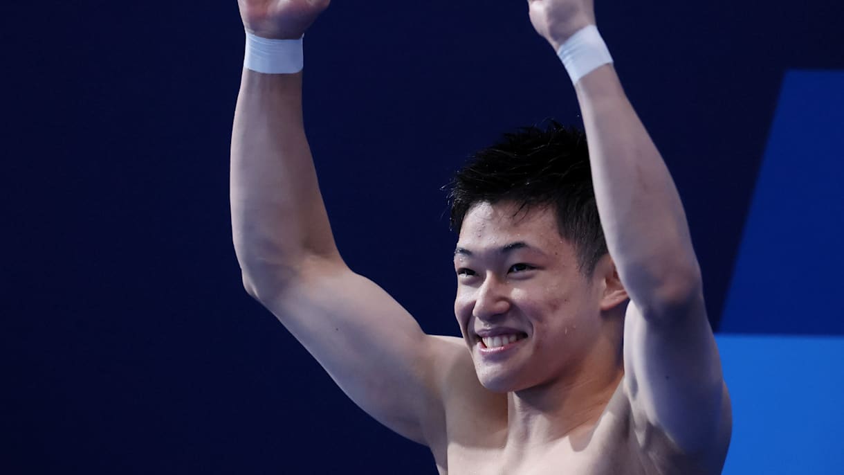 【[シルバー箔版・直筆サイン 45/88] AU-TRI 玉井陸斗 水泳飛込男子10m高飛込・銀メダル (スペシャルインサートカード/AUTHENTIC AUTOGRAPH)】 2024 TEAM JAPAN オフィシャルトレーディングカード TEAM JAPAN PARIS 2024 MEDALISTS COLLECTION cgdjn8j2midnljchxagf