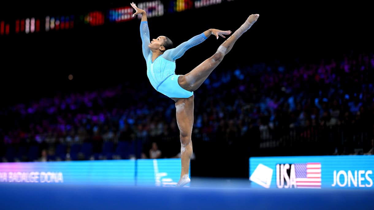 World Artistic Gymnastics Championships 2023 USA lead in early