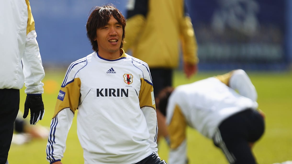 サッカー】今季限りで現役引退の中村俊輔氏が横浜FCのトップチーム