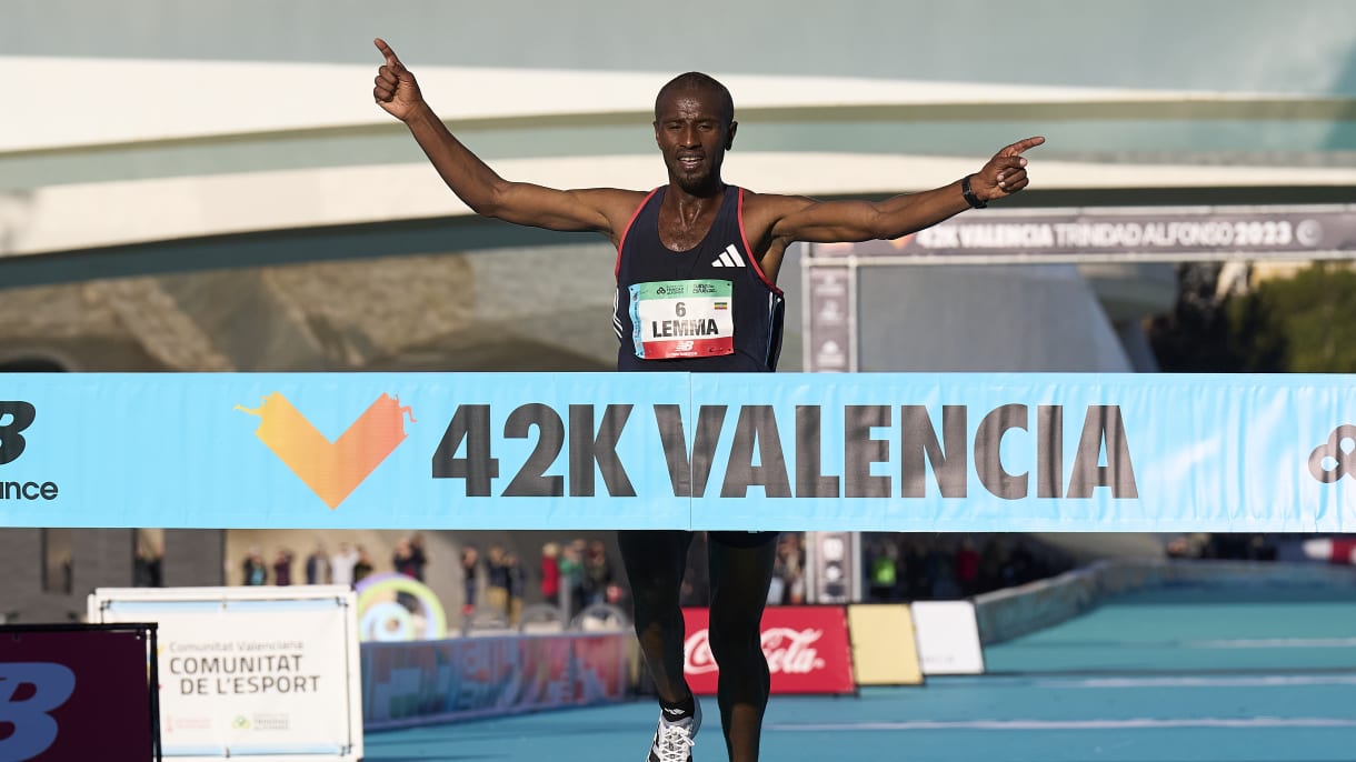 Valencia Marathon 2025: Elite Athletes & Record Attempts